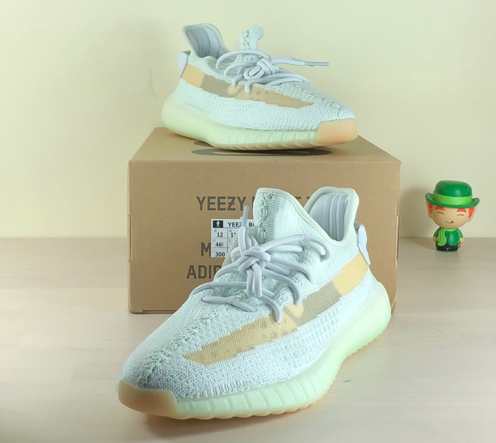 yeezy cream blue