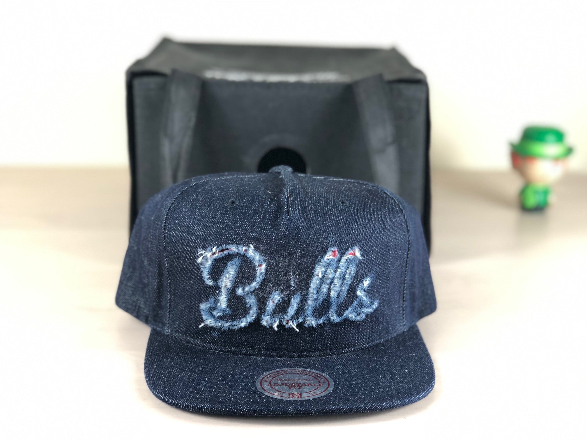 Lapstone & Hammer x Mitchell & Ness 'Destructed Denim' - Bulls Script (Size OS)