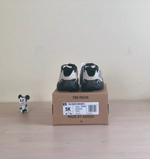 Yeezy Boost 700 MNVN Infants (Size 5K)