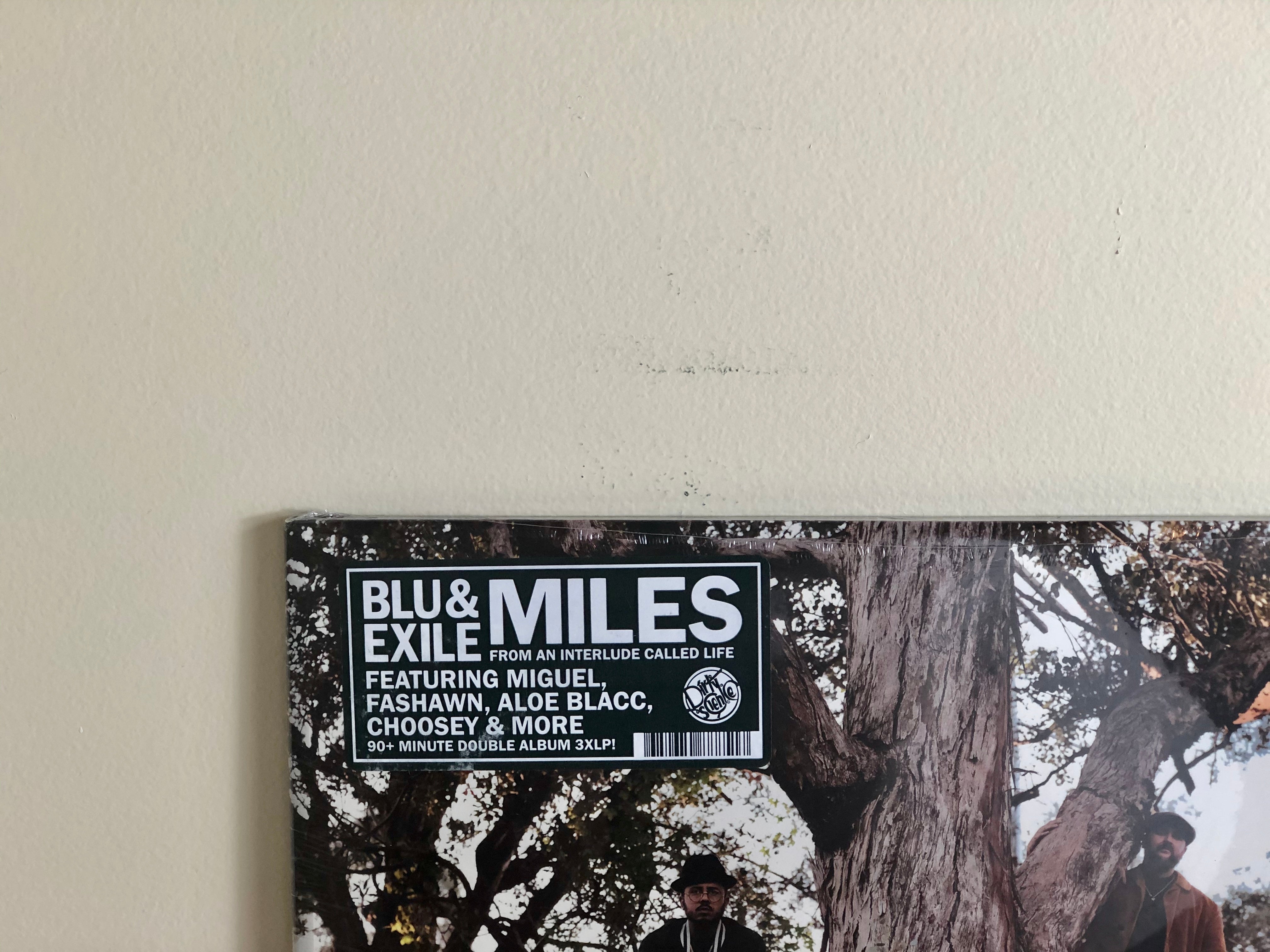 Miles Vinyl (Black)